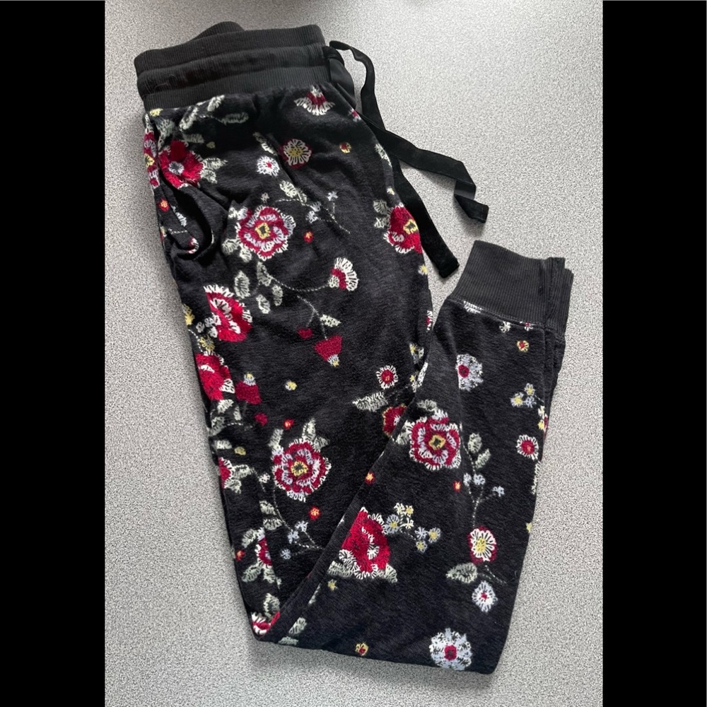 Roudelain Floral Pj Bottoms Size Small
